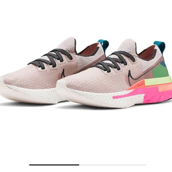 Nike React Infinity Run Flyknit sneakers size 9.5 - Picture 1 of 6